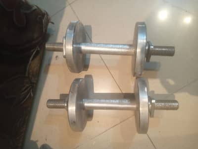 beautiful dumble set 5+5 kg for sale in very good condition