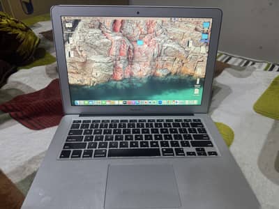 Macbook Air (13 inch Early, 2015) Silver Colour Mint Condition