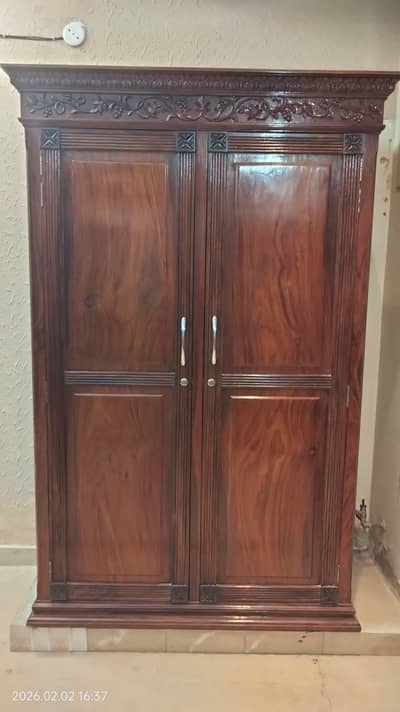 Pure Sheesham Wood Chinioti Almari for Sale – Solid Wood – Like New