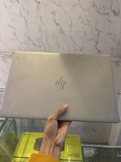 Hp elitebook 755 g5 ryzen 7pro 2700u w/ radeon vega mobile gfx