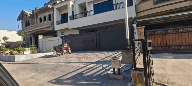 On Excellent Location 14 Marla House In Stunning G-13/2 Is Available For sale