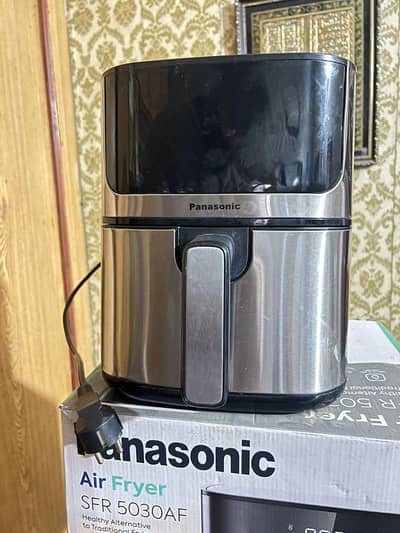 Air fryer Panasonic with touch screen in good condition