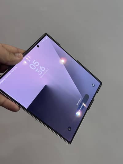 Samsung Z fold 7  New Condition with Box Non pta