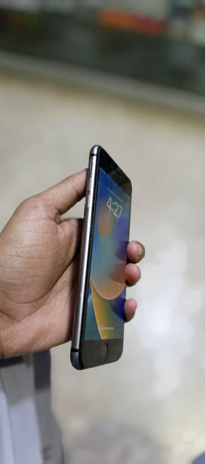 iPhone 8 plus jv 64Gb 77%