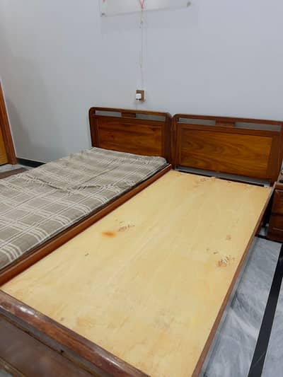 2 Single Bed with Mattress