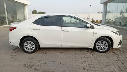 Toyota Corolla XLi – Neat Interior & Exterior – Smooth Engine