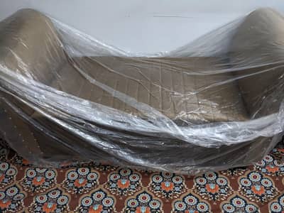 7 SEATER SOFA SET With setty FOR SALE