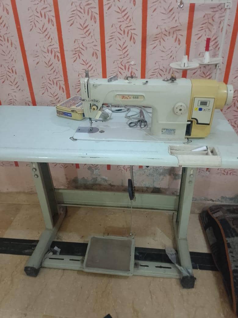 Sewing Machine 0