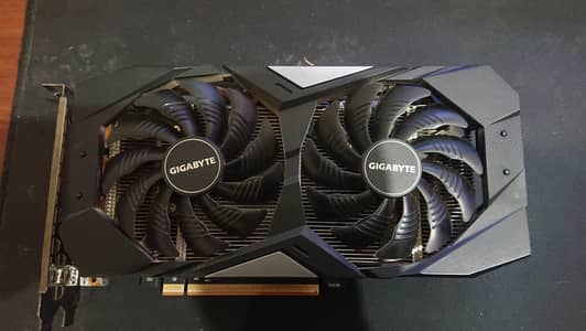 rx 5600 xt Gigabyte OC with box