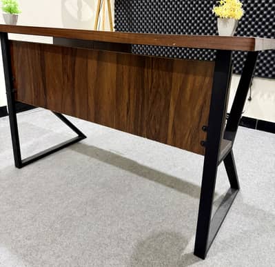 Large Office Table Brown (New)
