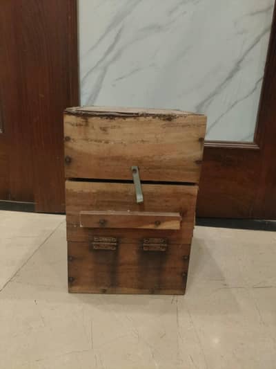 Wooden Bird Breeding Box