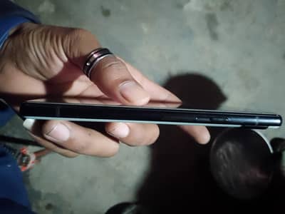 google pixel 6a praise fainl he