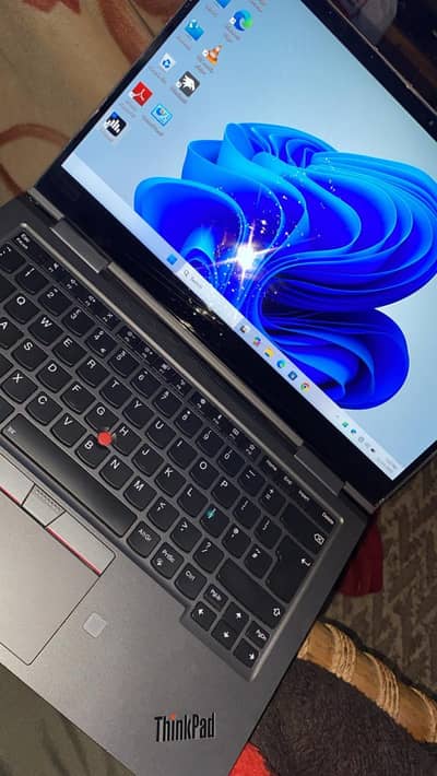 Lenovo X1 Carbon