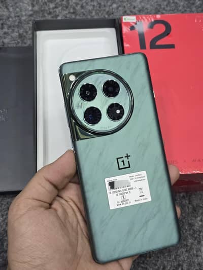 ONEPLUS 12