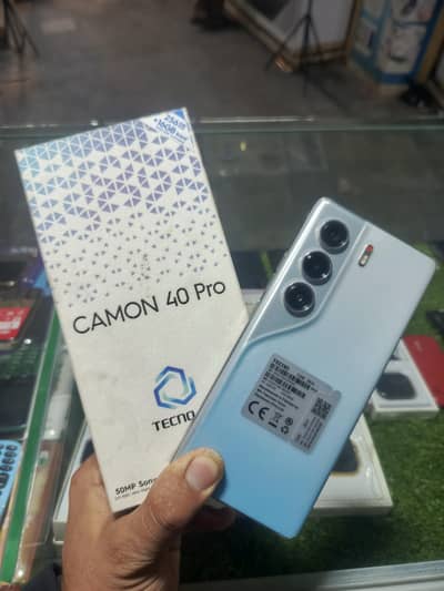 tecno camen 40 pro 8gb ram 256gb mamre 10 months warnte box charger sa