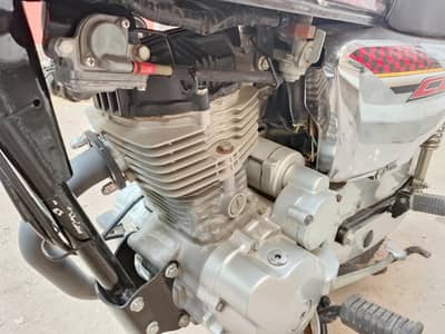 125 for sela 2022 model Hy registration 2025 ki Hy or 2025 par tiyar