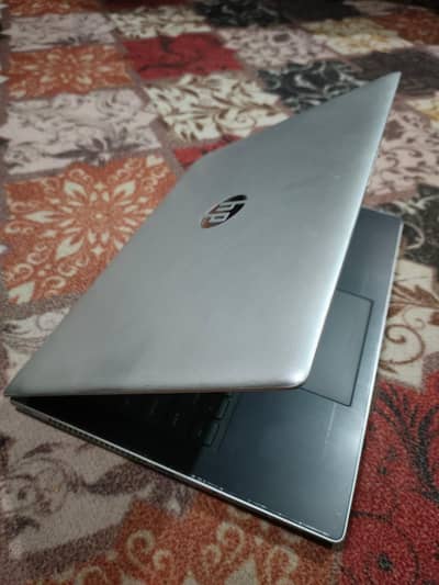 HP ProBook (440 G5)  Core i5 Gen 7th, 8 GB Ram