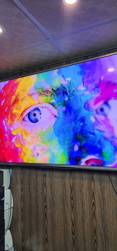 80 Inch Sharp AQUOS Quattron 3D LED TV – Excellent Condition