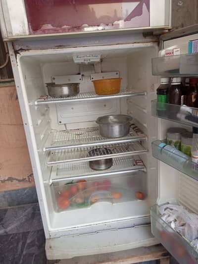 Refrigerator