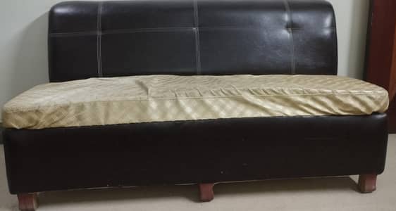 10 seaters (2set) in good condition