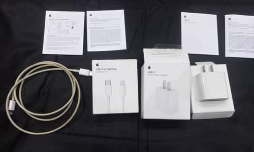 IPhone Fast adapter 20 W & cable ( 100% genuine).