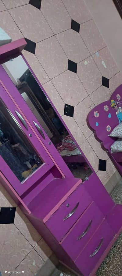 urgent sale kids beds and dressing table