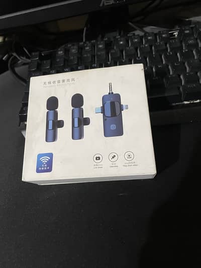 Wireless Lavalier Microphone for Mobile | Plug & Play