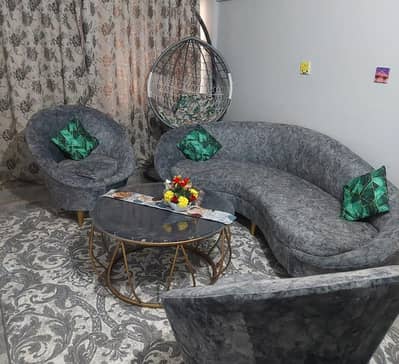 Italian Round Type 5 Seater Sofa Set