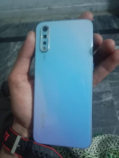 vivo s1