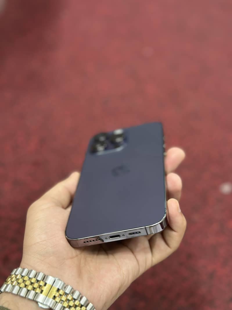14 pro max 256GB approved - Mobile Phones - 1111001254