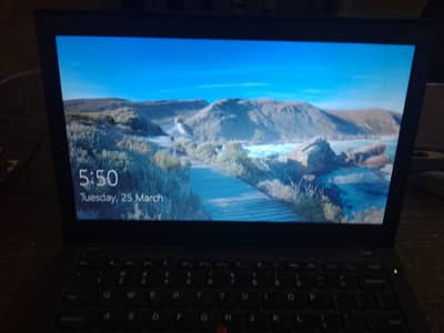 Lenovo x260 - Budget Laptop