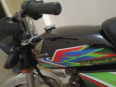 geniun honda cd bike very responsible price only call