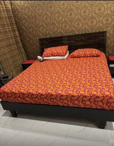 King size bed with side tables