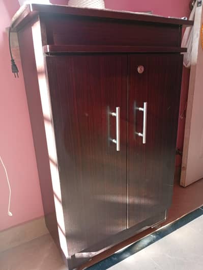 shoe cabinet