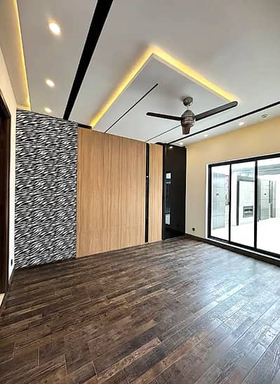 10 Marla House for Sale | Ideal Location