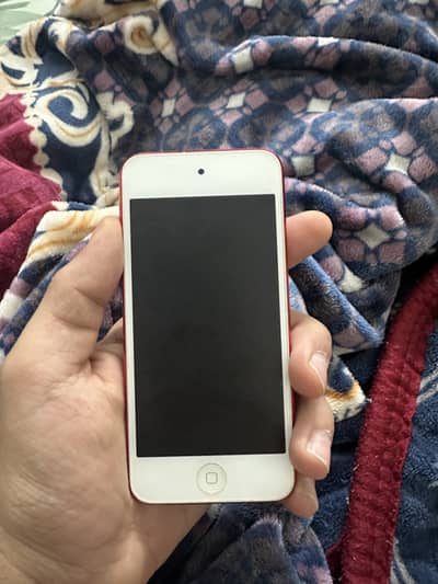 Ipod touch 5th gen 32gb collector’s item