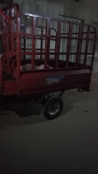 loder Raksha for sale condition ap ka smna