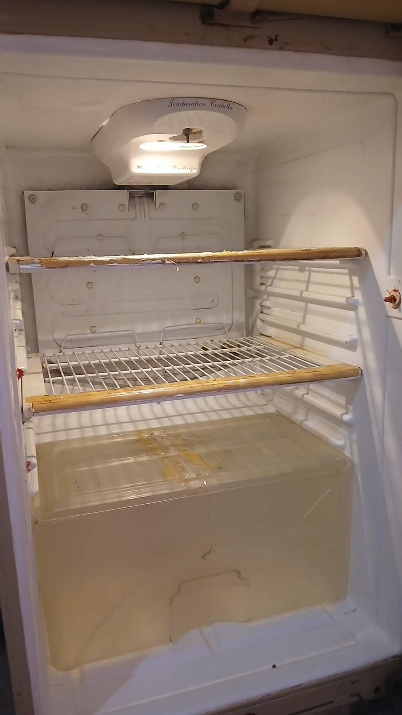 Refrigerator 1