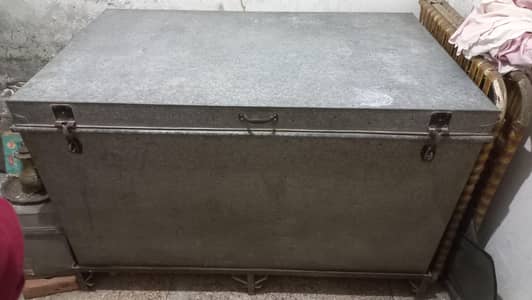 Metal Trunk Large | Lohe ki Petti
