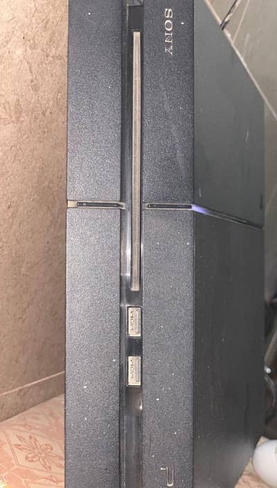 Playstation 4 (500 GB)