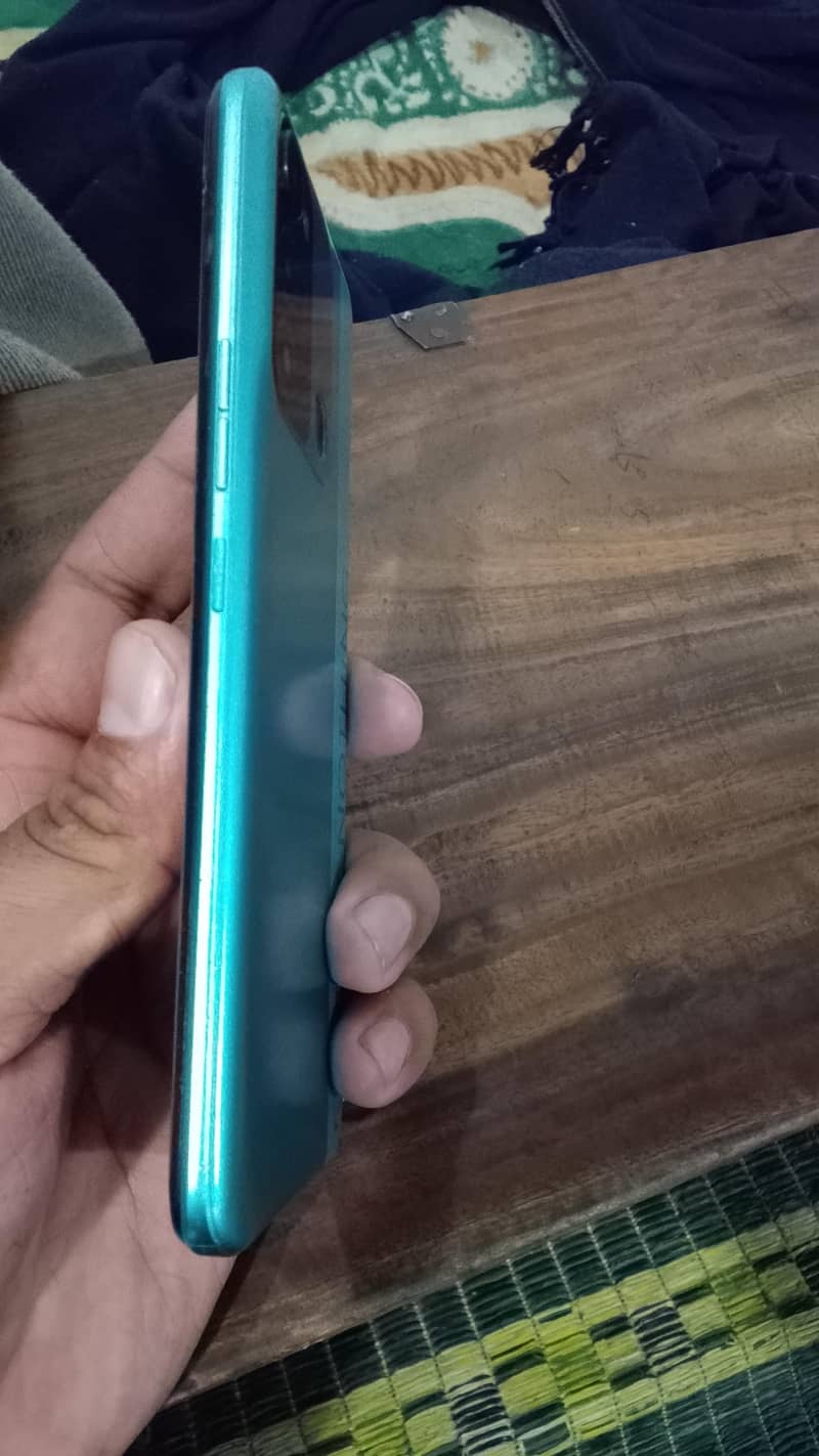 tecno 8c 1