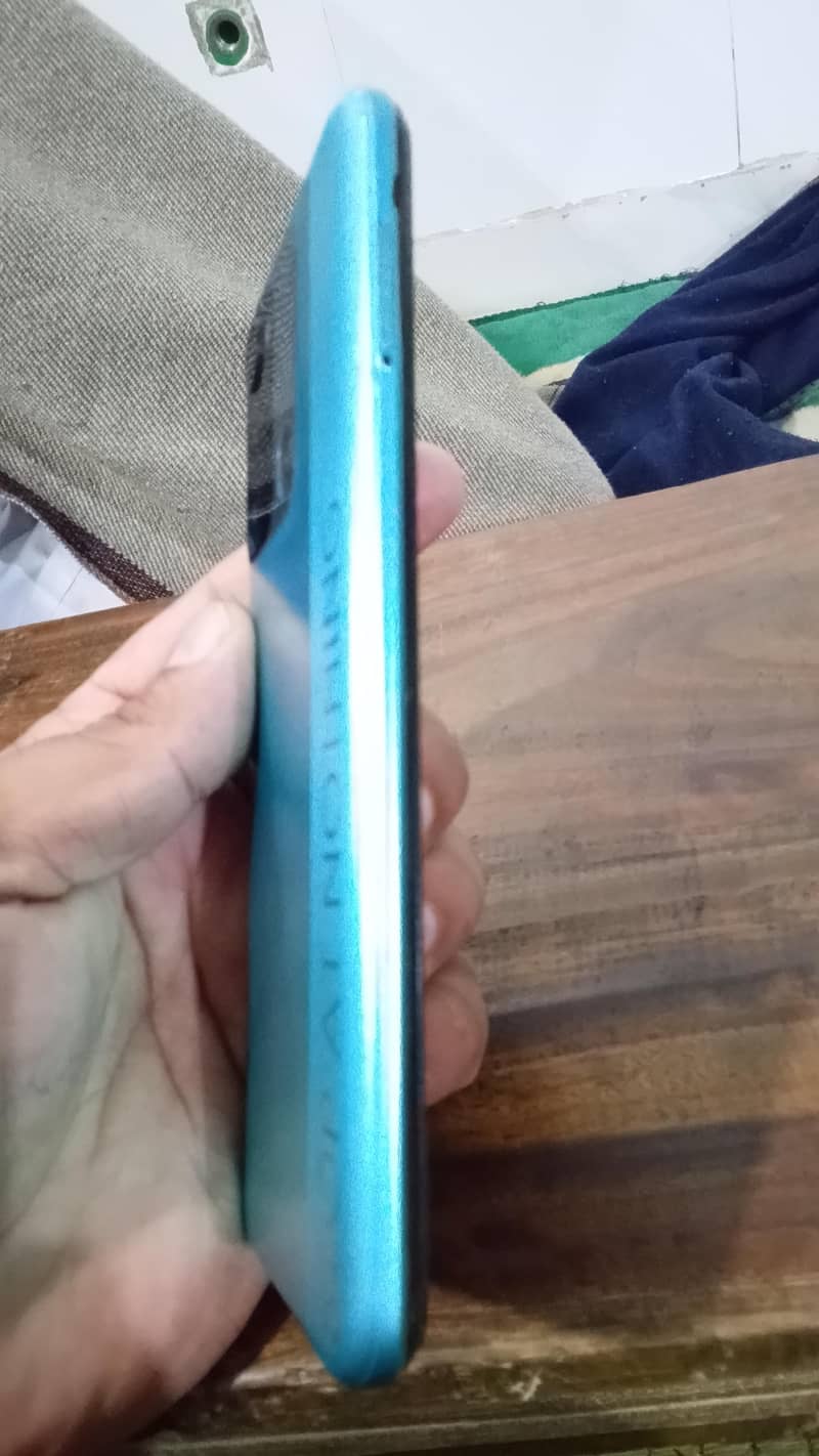 tecno 8c 2