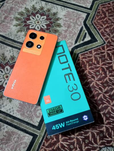 infinix note 30 waith box