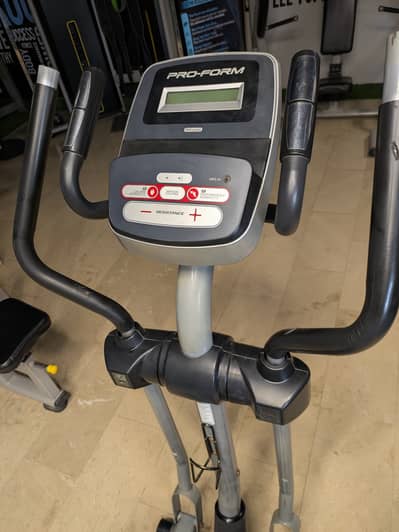 PRO-FORM ELLIPTICAL