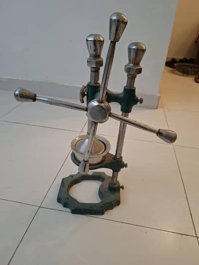 Manual Juicer