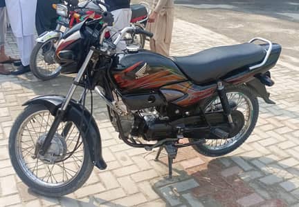 Honda Pridor 2017/18 0/3/0/1/7/9/2/2/6/6/7