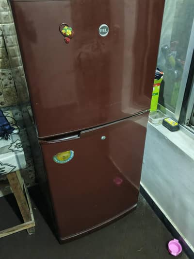 pel medium refrigerator