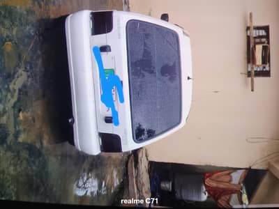 بہت ہی پیاری گاڑی ہے