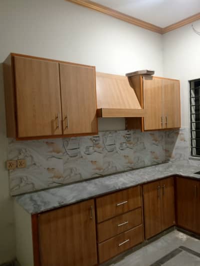 5 Marla First floor availabile for rent