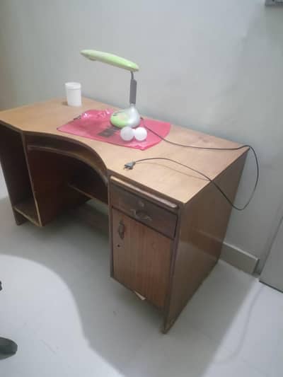 computer Table